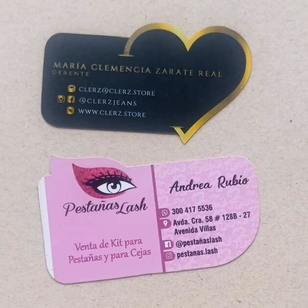 Tarjetas de presentación troqueladas con cortes personalizados en Bogotá